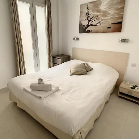 Luxueux Idealement Situes En Plein Centre Ville De Apartment Cannes
